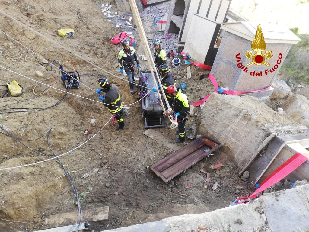 Maltempo a Mineo, conclusa prima fase di messa in sicurezza del cimitero [FOTO]