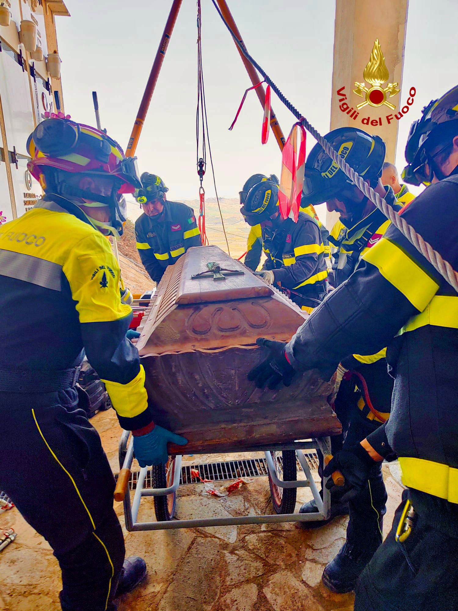 Maltempo a Mineo, conclusa prima fase di messa in sicurezza del cimitero [FOTO]