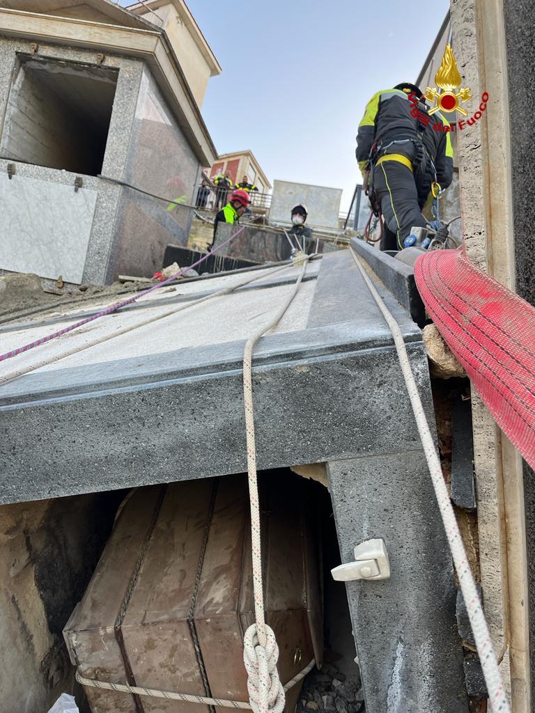 Maltempo a Mineo, conclusa prima fase di messa in sicurezza del cimitero [FOTO]