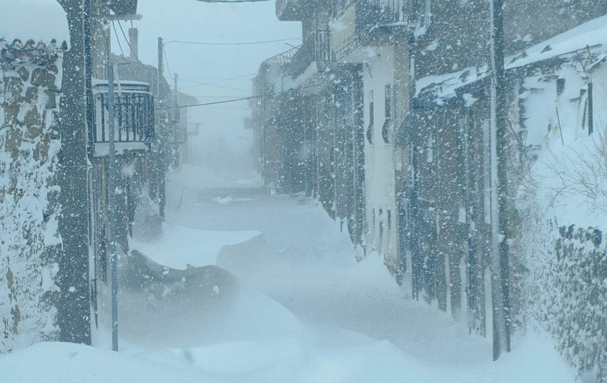 Maltempo, Messinese “in ginocchio” tra neve e disagi – FOTO e aggiornamenti su Floresta