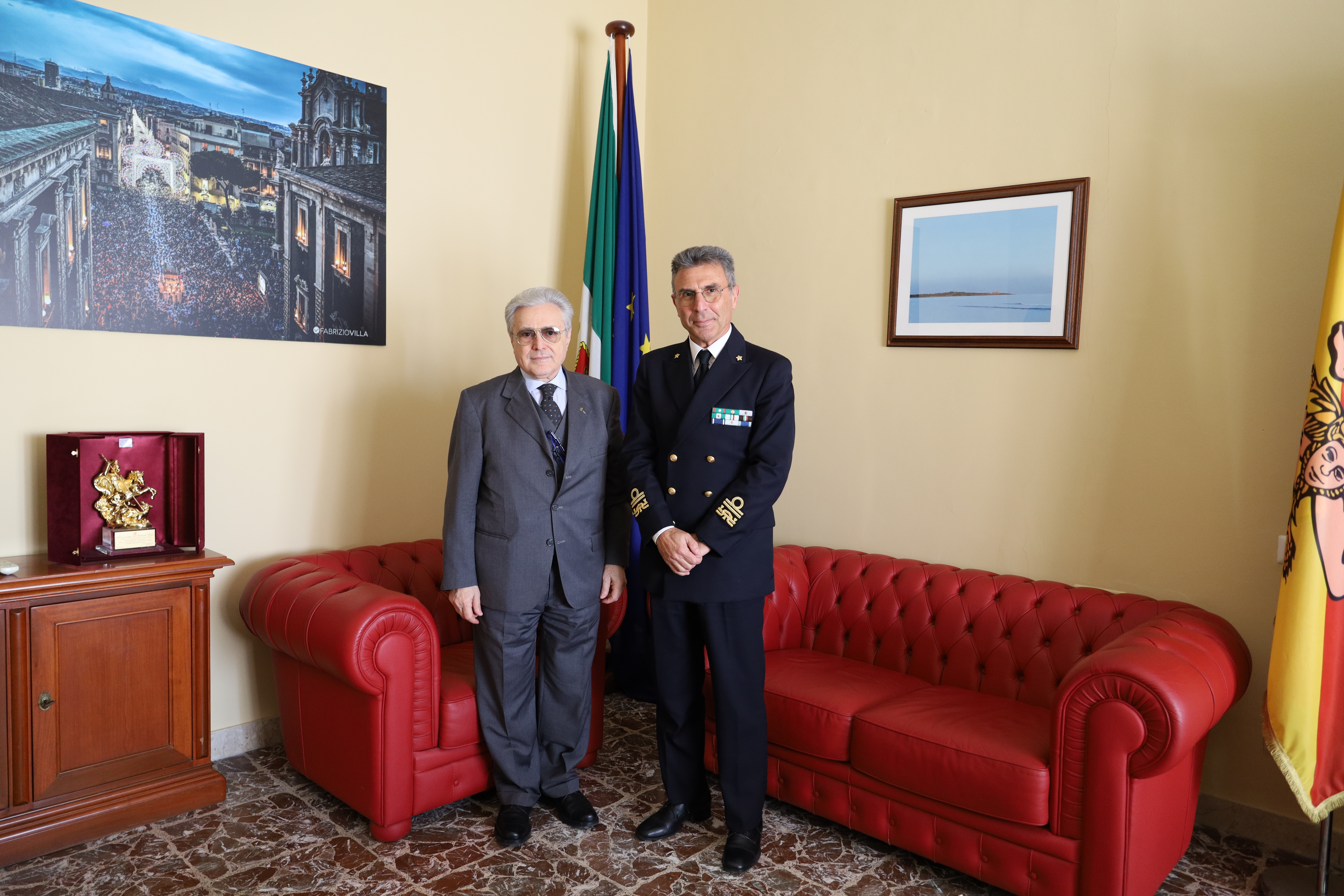 Catania, il commissario straordinario Mattei in visita alla Capitaneria di Porto