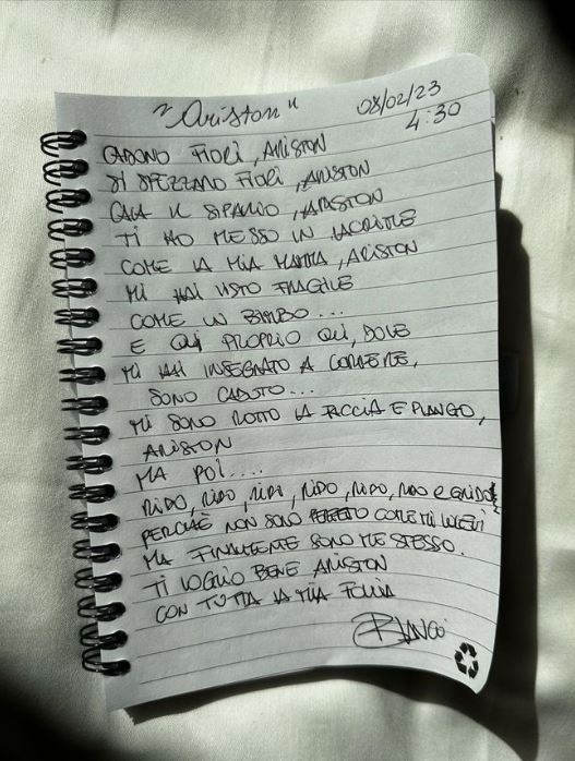 Galleria foto 'Blanco, arrivano le scuse alla città dei fiori per l’esibizione a Sanremo' - foto 1