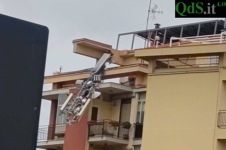 Dal vento incessante agli allagamenti, Sicilia “devastata” dal maltempo – FOTO