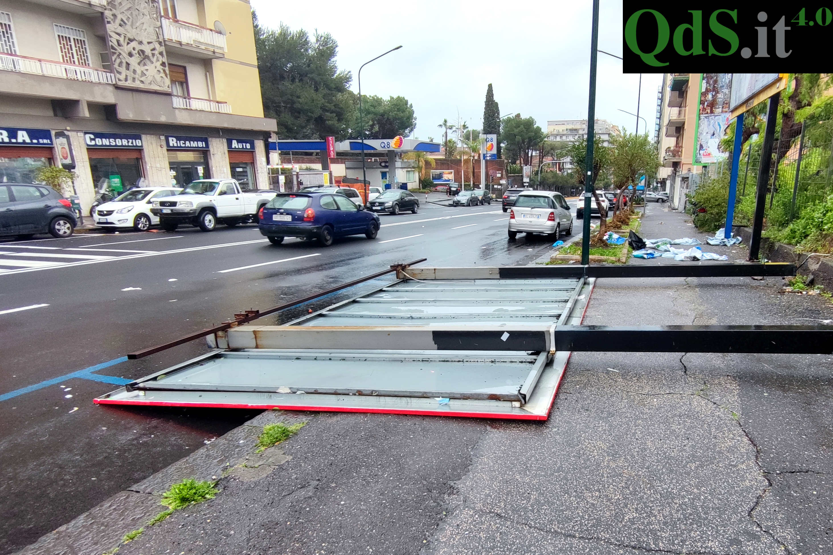 Dal vento incessante agli allagamenti, Sicilia “devastata” dal maltempo – FOTO