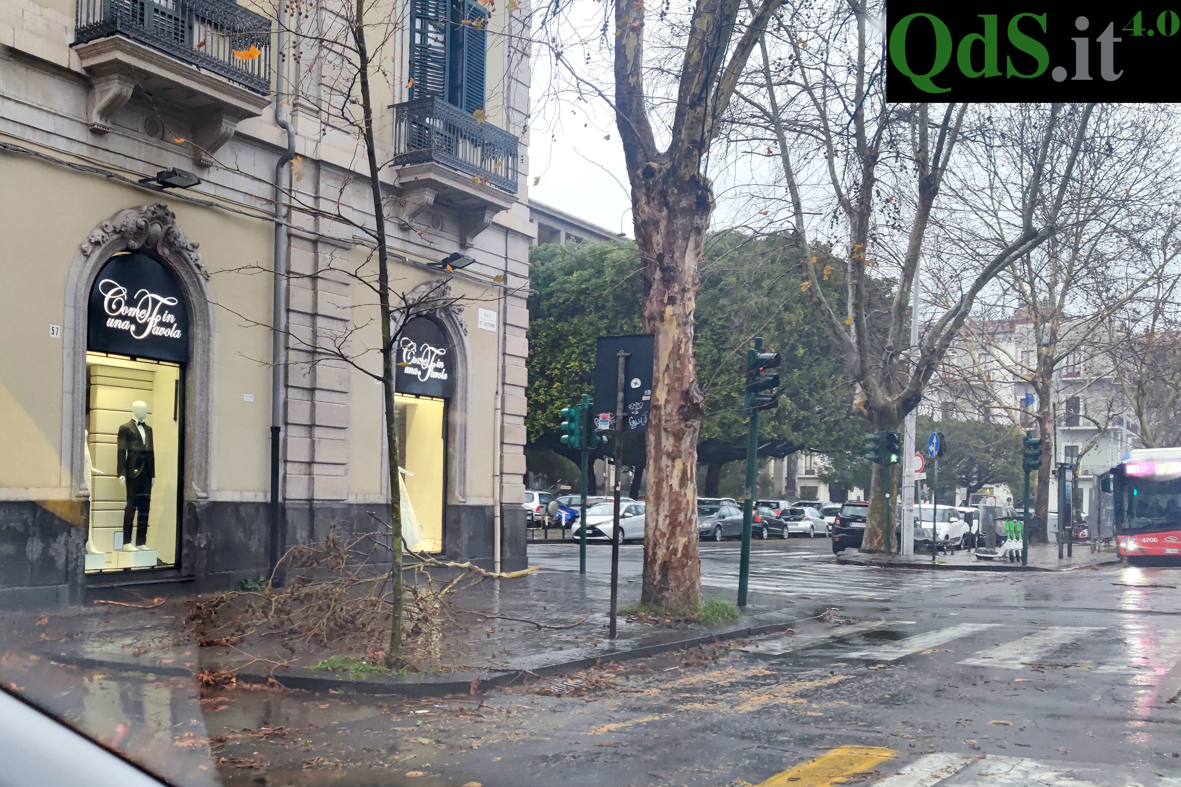 Dal vento incessante agli allagamenti, Sicilia “devastata” dal maltempo – FOTO