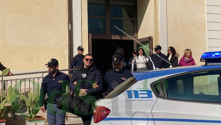 Operazione Hybris, arresti per droga e disordini in mattinata – NOMI e FOTO