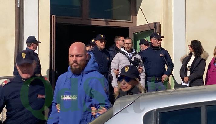 Operazione Hybris, arresti per droga e disordini in mattinata – NOMI e FOTO