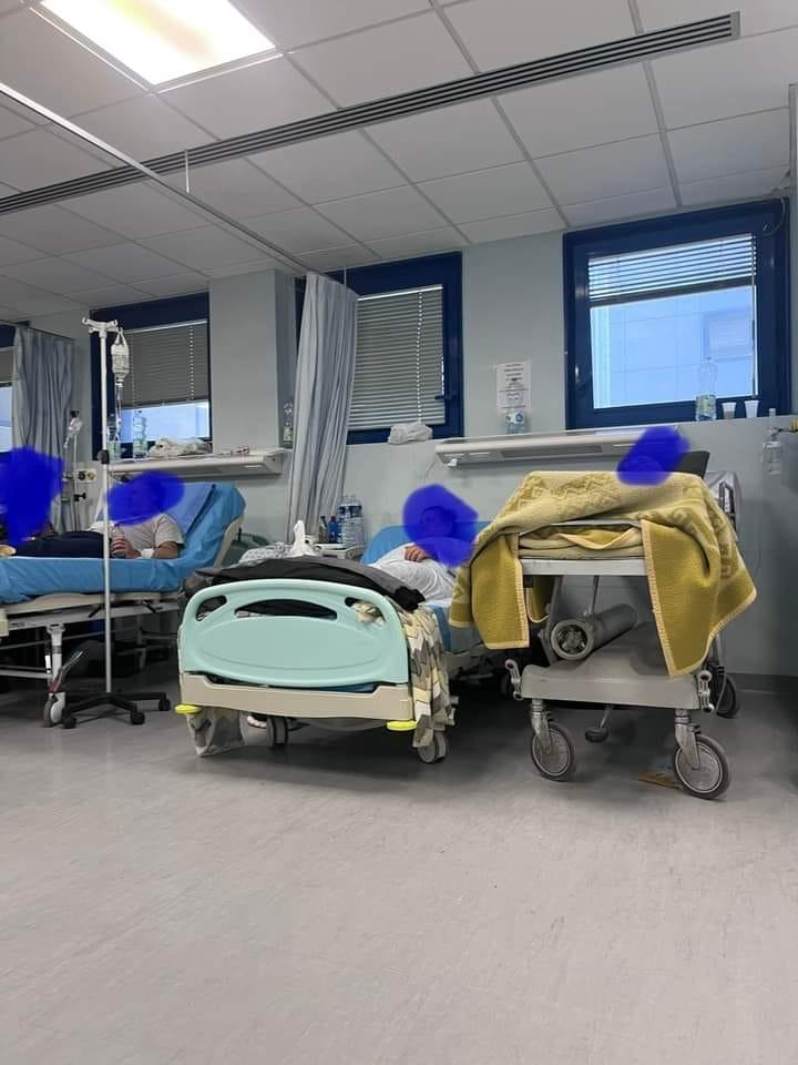 Agrigento, degrado all’ospedale “San Giovanni di Dio”, foto e video choc del pronto soccorso Agrigento, degrado all’ospedale “San Giovanni di Dio”, foto e video choc del pronto soccorso