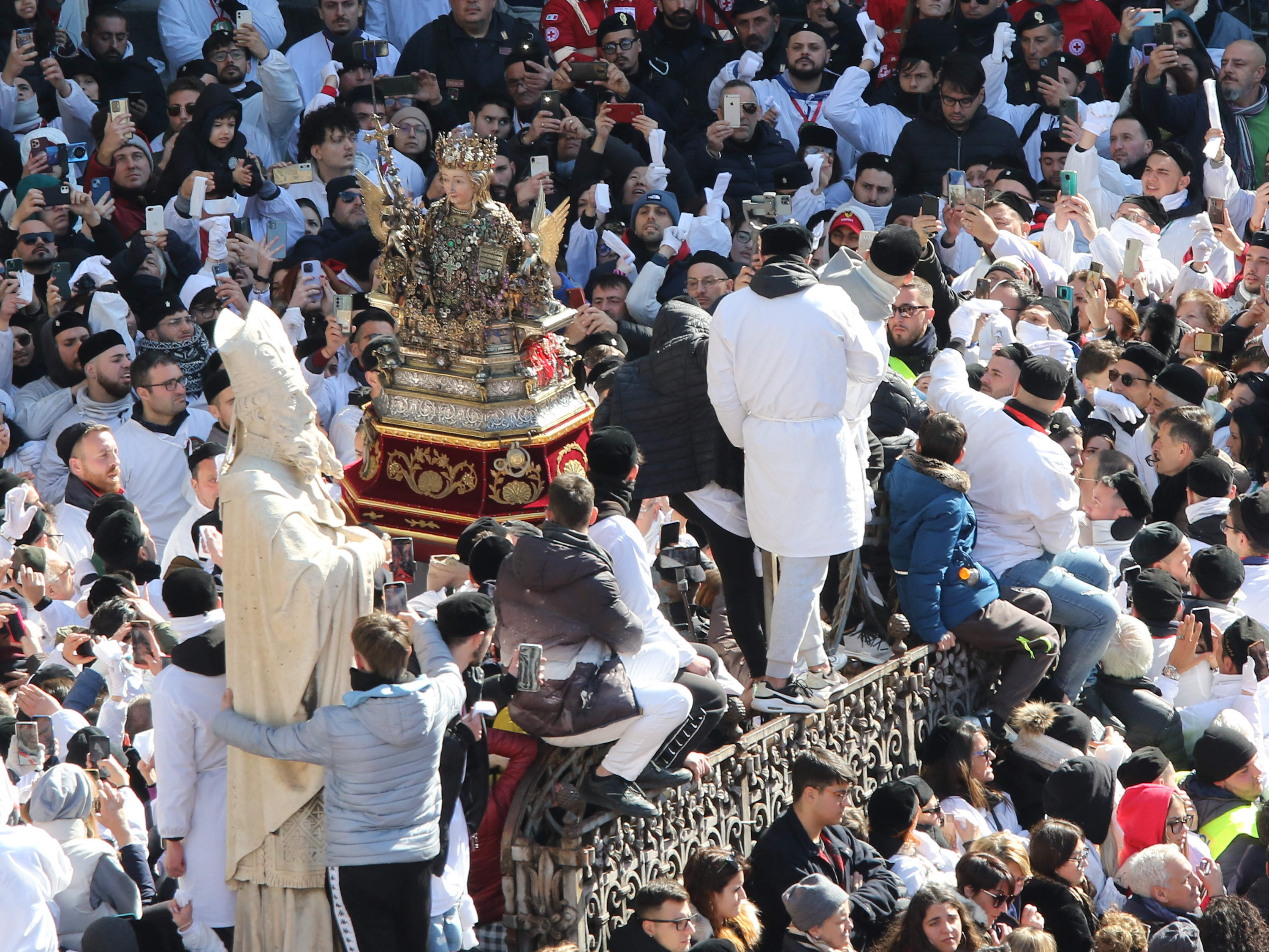 Sant’Agata 2023, fine della Festa: la Patrona di Catania torna in Cattedrale – FOTO e VIDEO