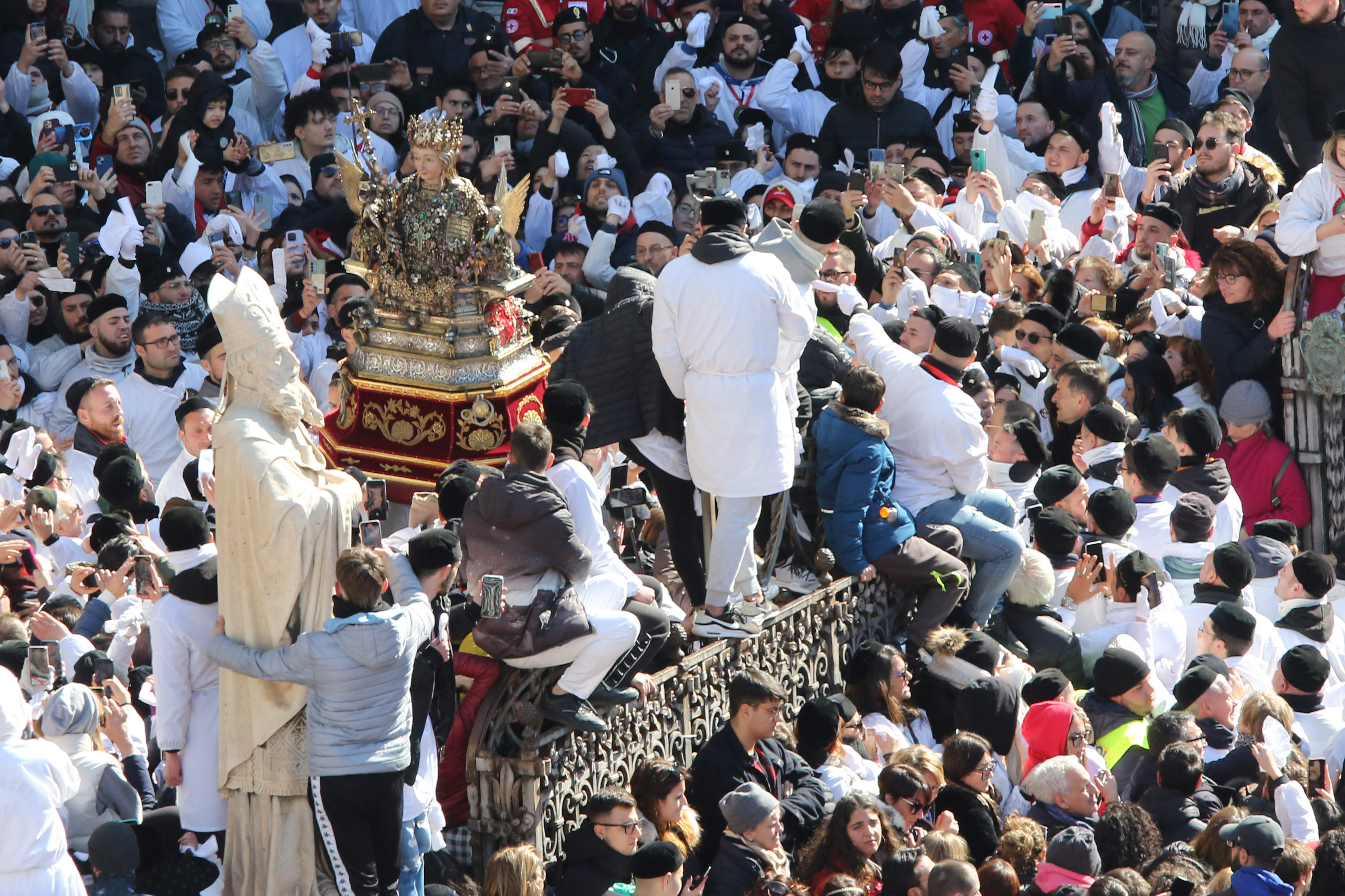 Sant’Agata 2023, fine della Festa: la Patrona di Catania torna in Cattedrale – FOTO e VIDEO