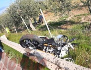 Drammatico incidente sulla SS 115: morto ragazzo di 30 anni, gravissima giovane