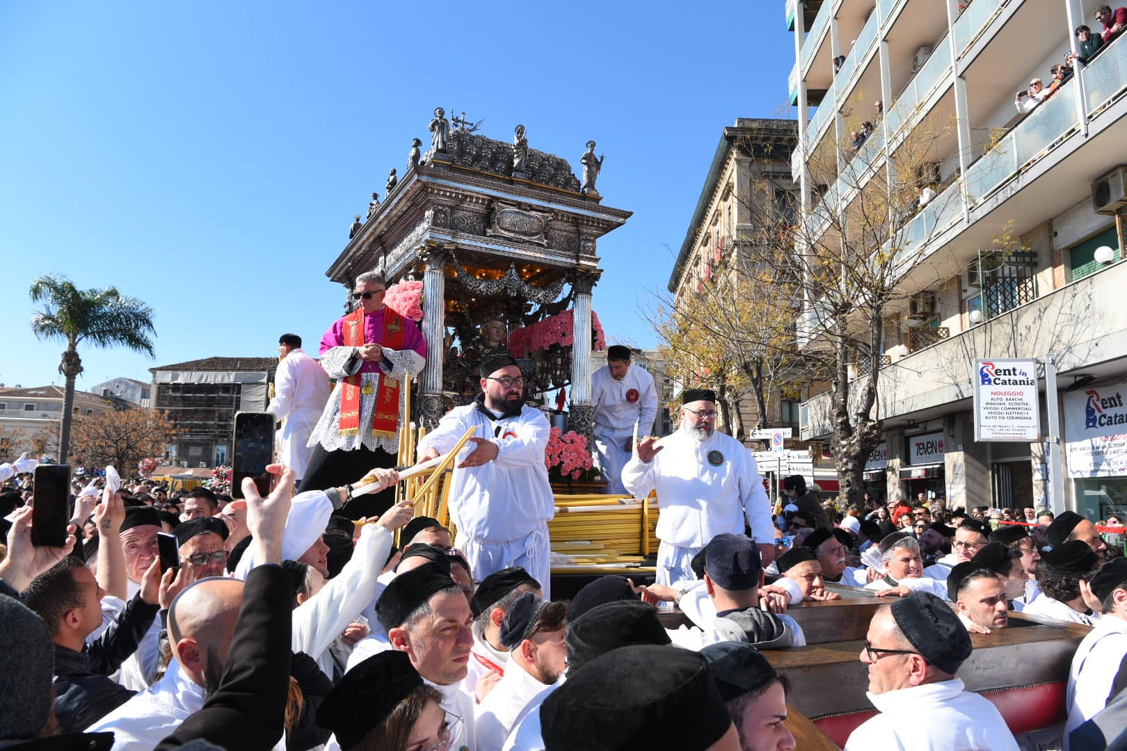 Sant’Agata 2023, l’emozionante inizio del giro esterno – FOTO