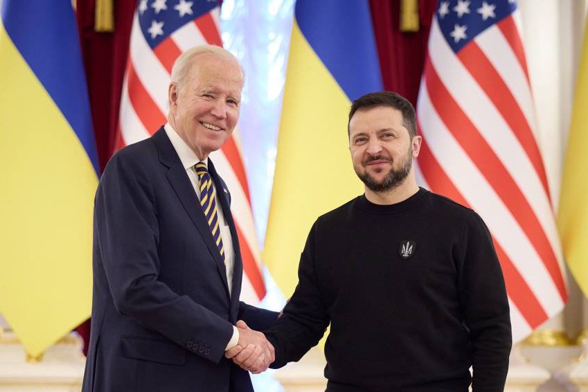 Ucraina, Biden a Kiev in visita a sorpresa: incontro con Zelensky
