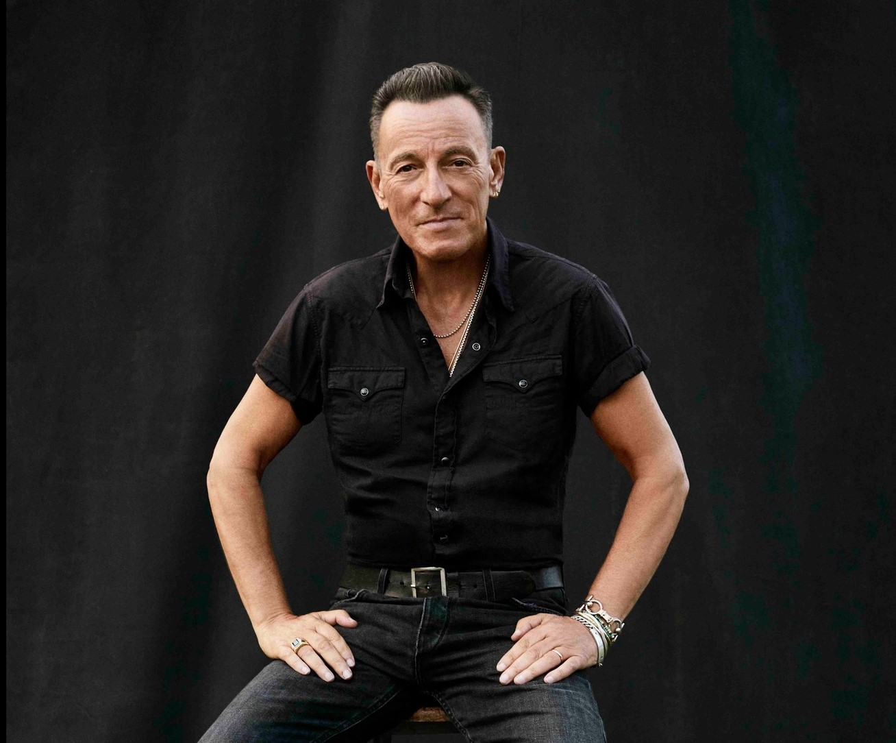 Ferrara, concerto Springsteen: selfie Baggio   Ambrosini scatena bufera social: “Inopportuni”