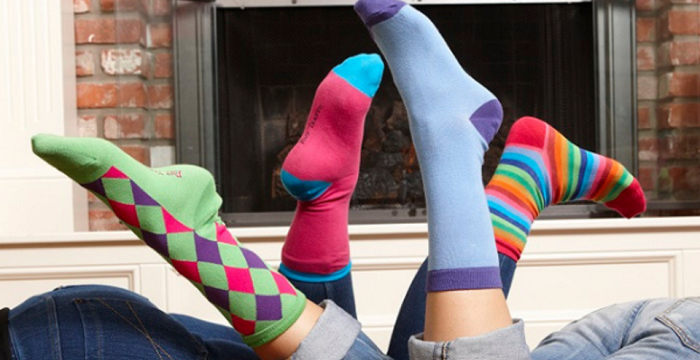 Oggi è la giornata dei “calzini spaiati”: cos’è e come si celebra Oggi è la giornata dei “calzini spaiati”: cos’è e come si celebra