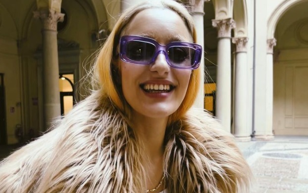 Levante ospite a Verissimo dopo Sanremo: chi è, età, fidanzato, vero nome e carriera