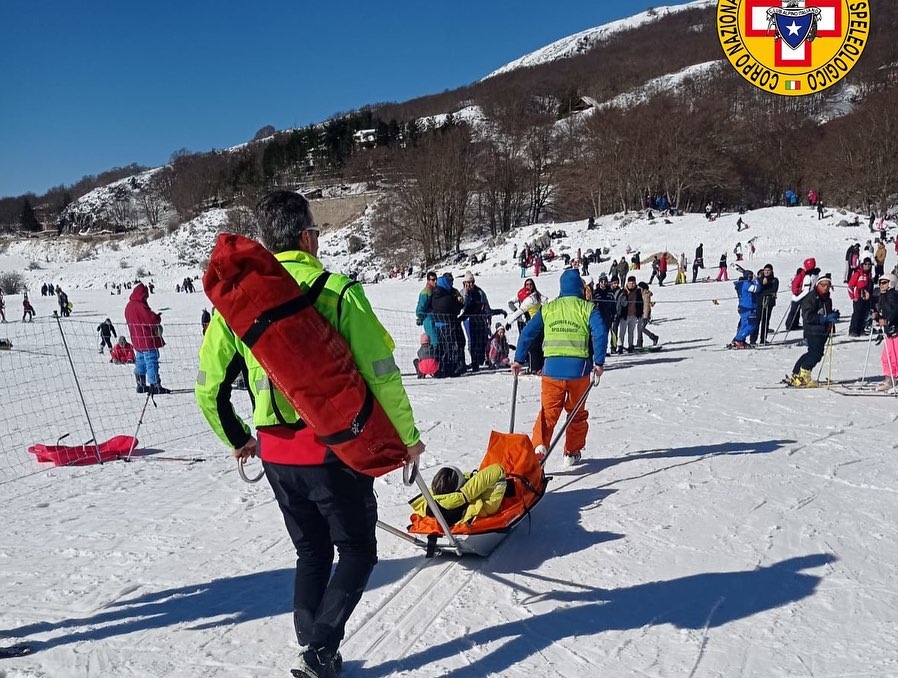 Piano Battaglia, 16 interventi nel fine settimana: 3 causati da “slittini pirata”