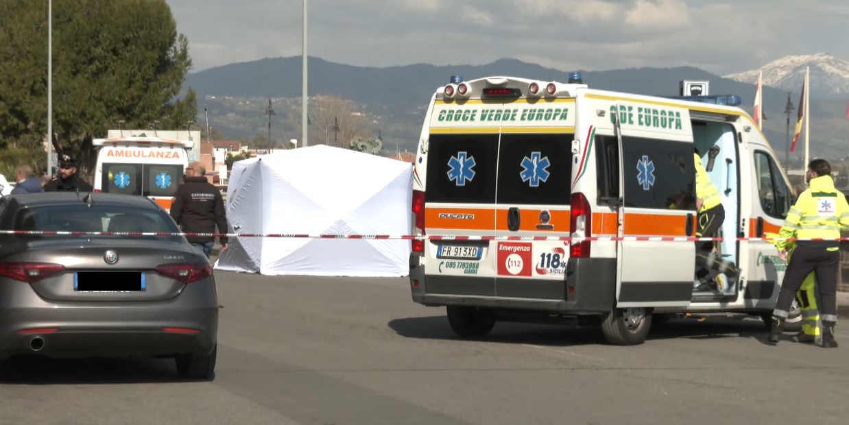 L’addio a Melina Marino e Santa Castorina, i funerali in una Riposto in lutto