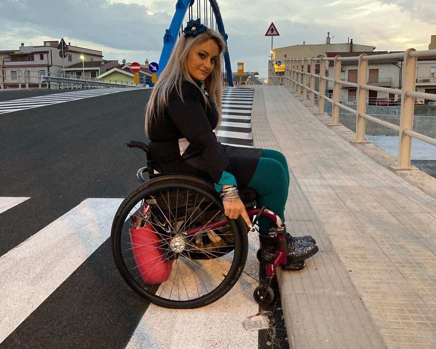 Mattarella conferisce 30 onorificenze al merito Repubblica: c’è la messinese Roberta Macrì