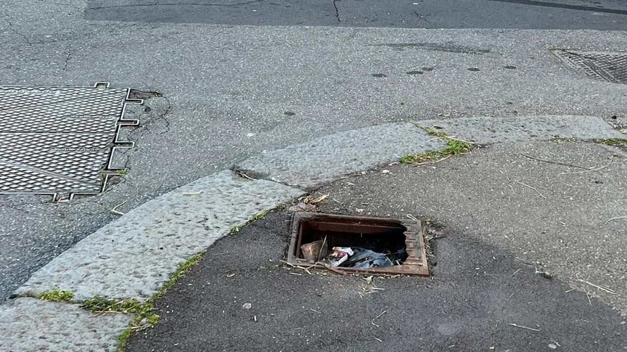 Palermo, via Tiro a Segno come una palude: a rischio salute residenti