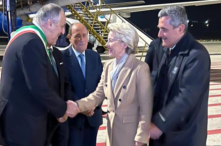 Palermo, visita Von der Leyen: omaggio a Falcone e presenzia inaugurazione anno accademico