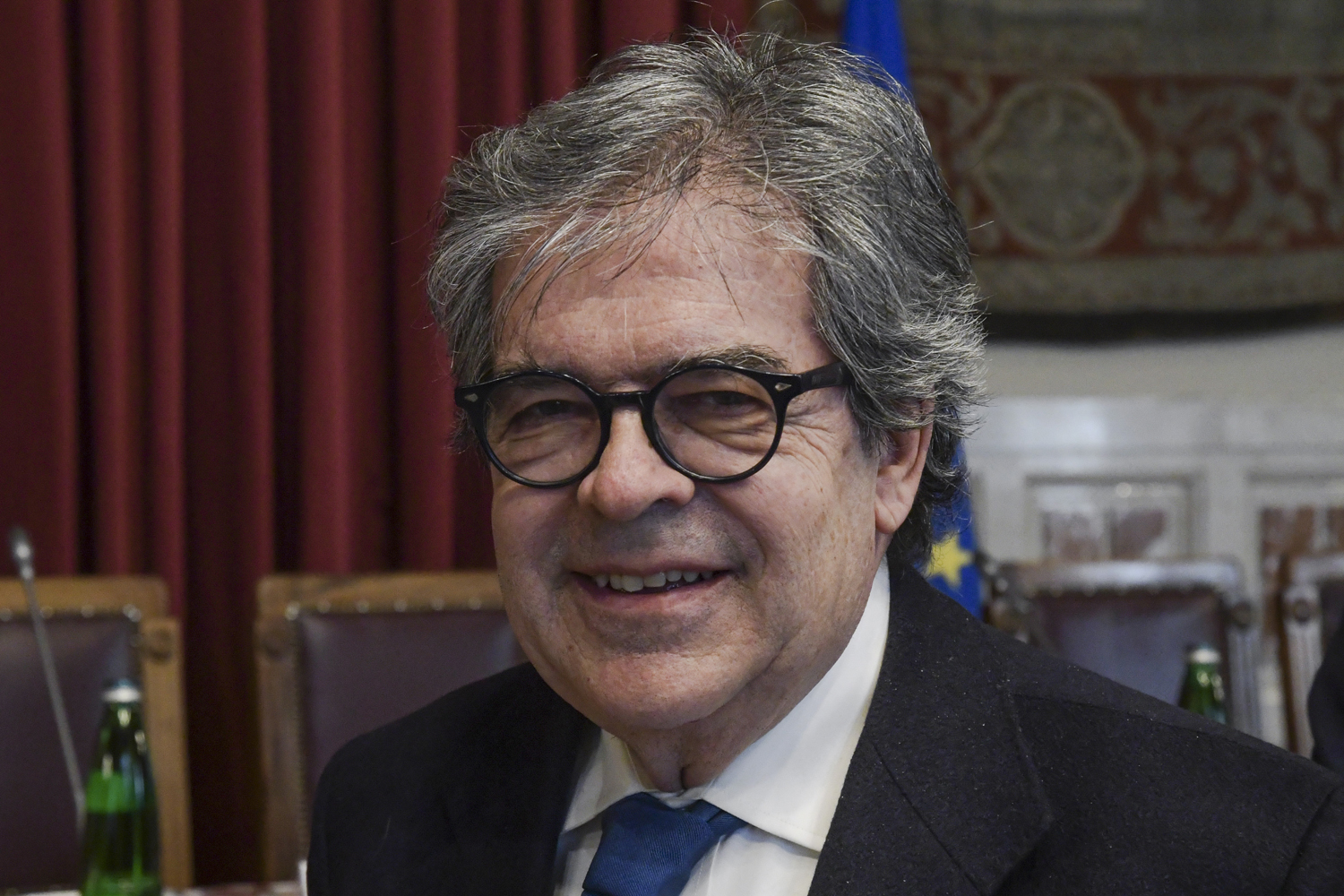 Enzo Bianco: “Catania  una malata grave, io il medico competente”