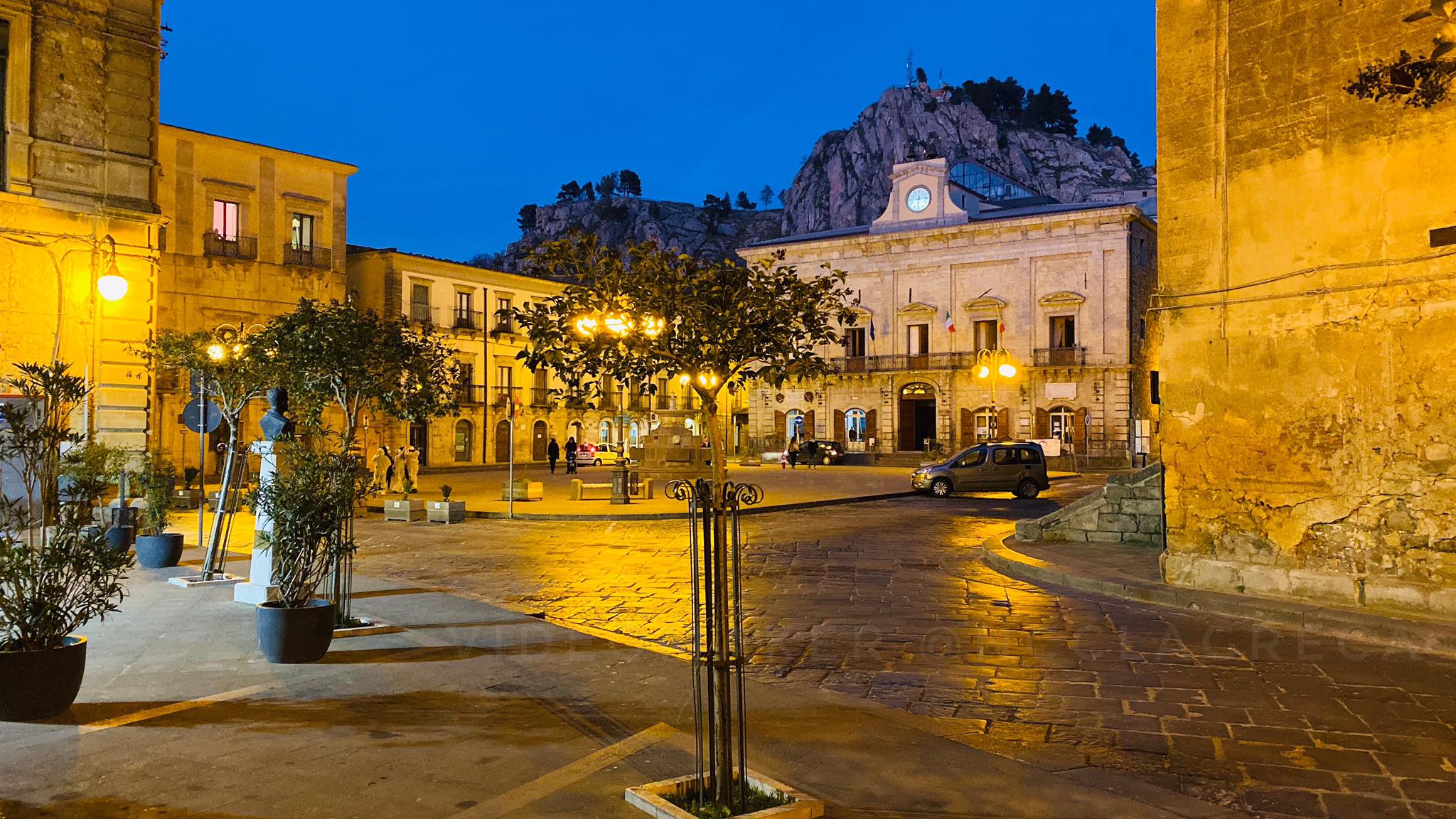 Il sindaco di Nicosia Luigi Bonelli ritira le dimissioni