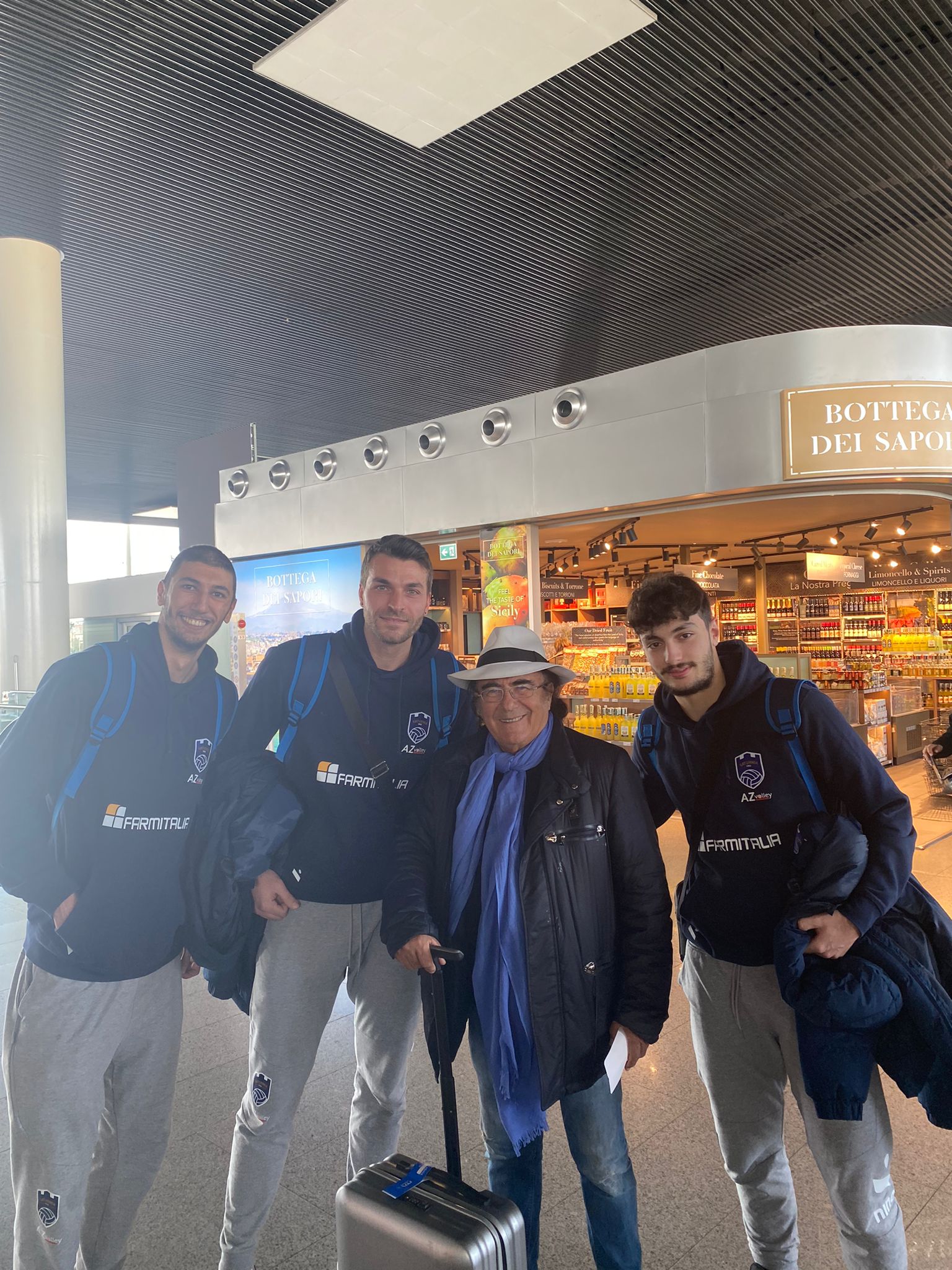 Aci Sant’Antonio, Al Bano in visita al Museo del Carretto Siciliano