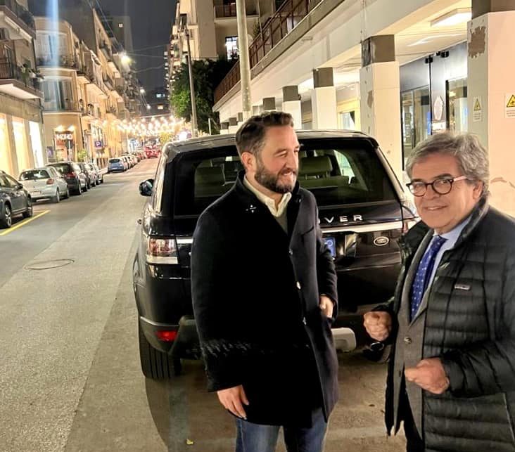 Bianco e Cancelleri, la “strana coppia” e la foto sui social: indizi di alleanza