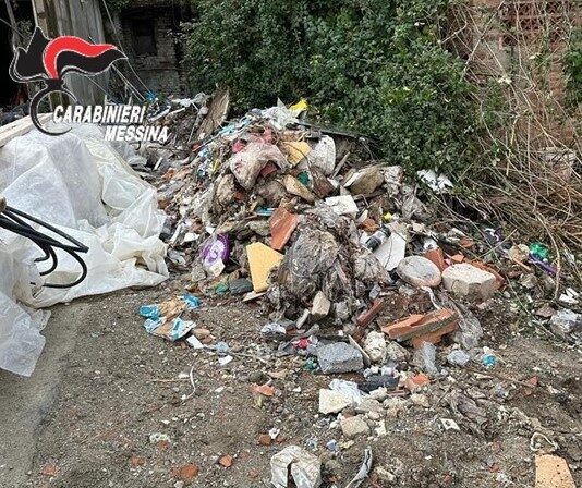 Villafranca Tirrena, sequestra pericolosa discarica abusiva