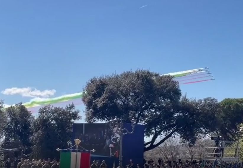 L’Aeronautica Militare compie 100 anni, Mattarella: “Grazie” – VIDEO