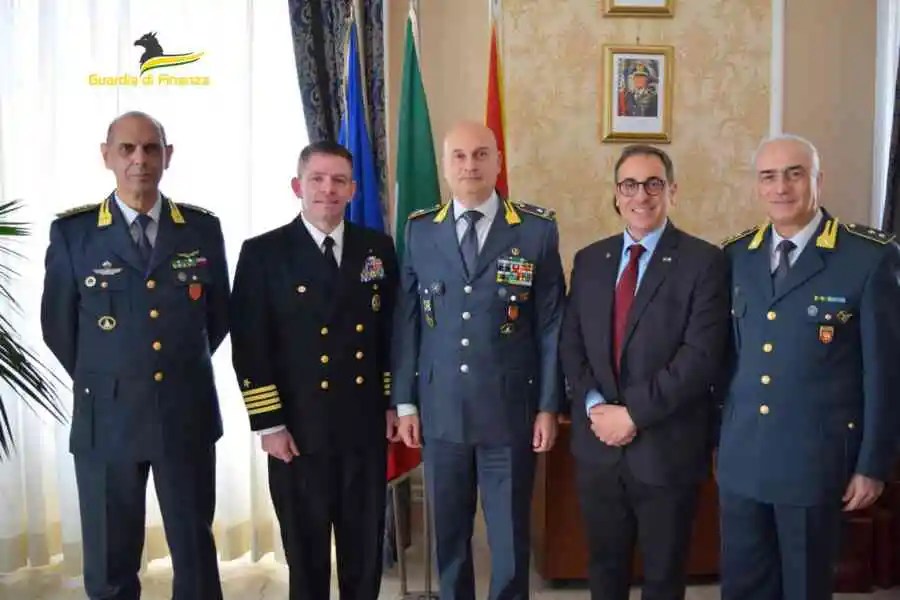 Catania, il comandante Us Naval Air Station di Sigonella in visita al comando provinciale della Guardia di Finanza