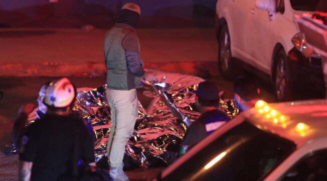 Inferno in un centro per migranti: incendio drammatico, 37 morti