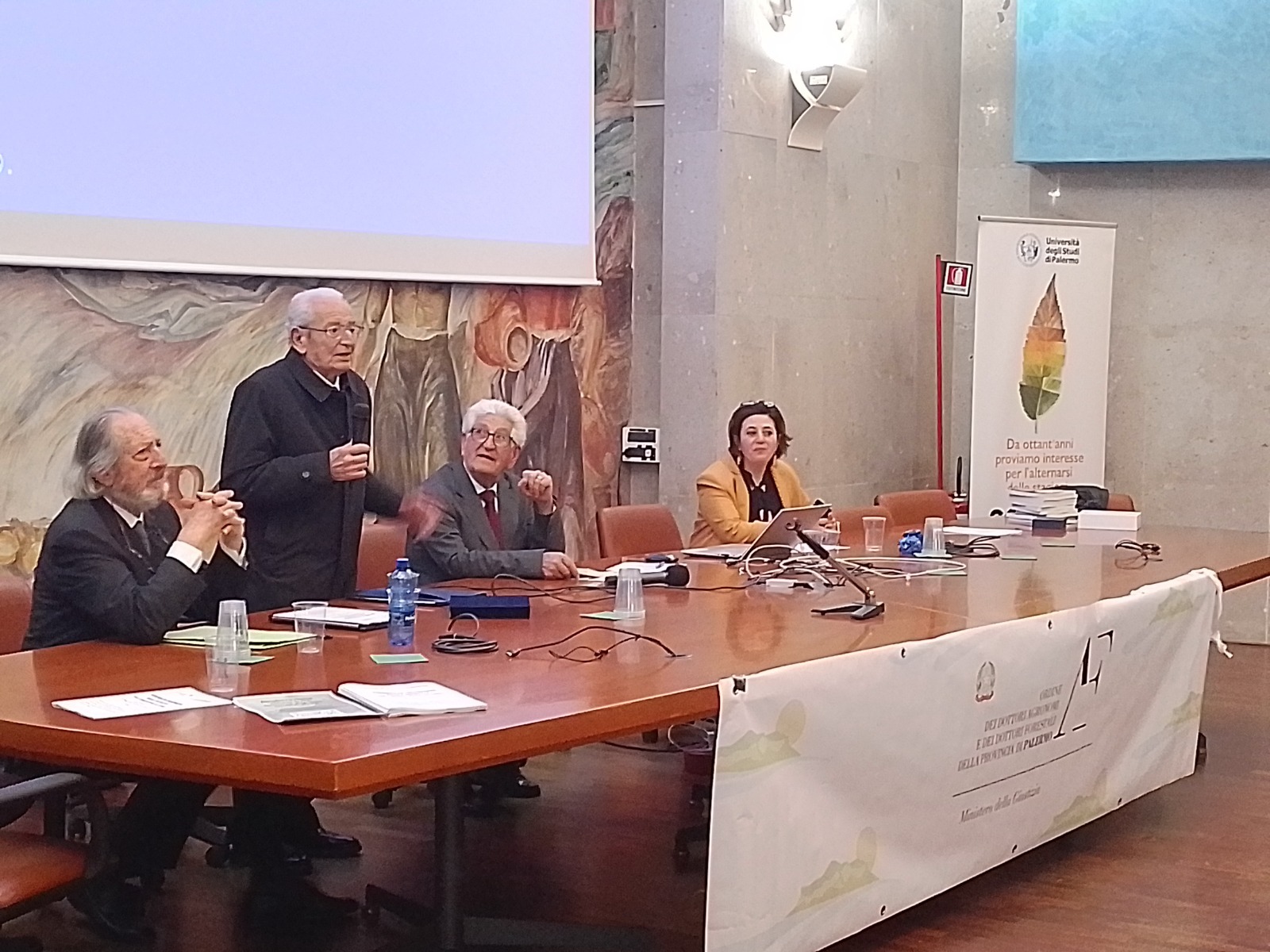 Palermo, Ordine Agronomi e Forestali approva bilancio 2023: targa d’argento al prof. Asciuto Palermo, Ordine Agronomi e Forestali approva bilancio 2023: targa d’argento al prof. Asciuto