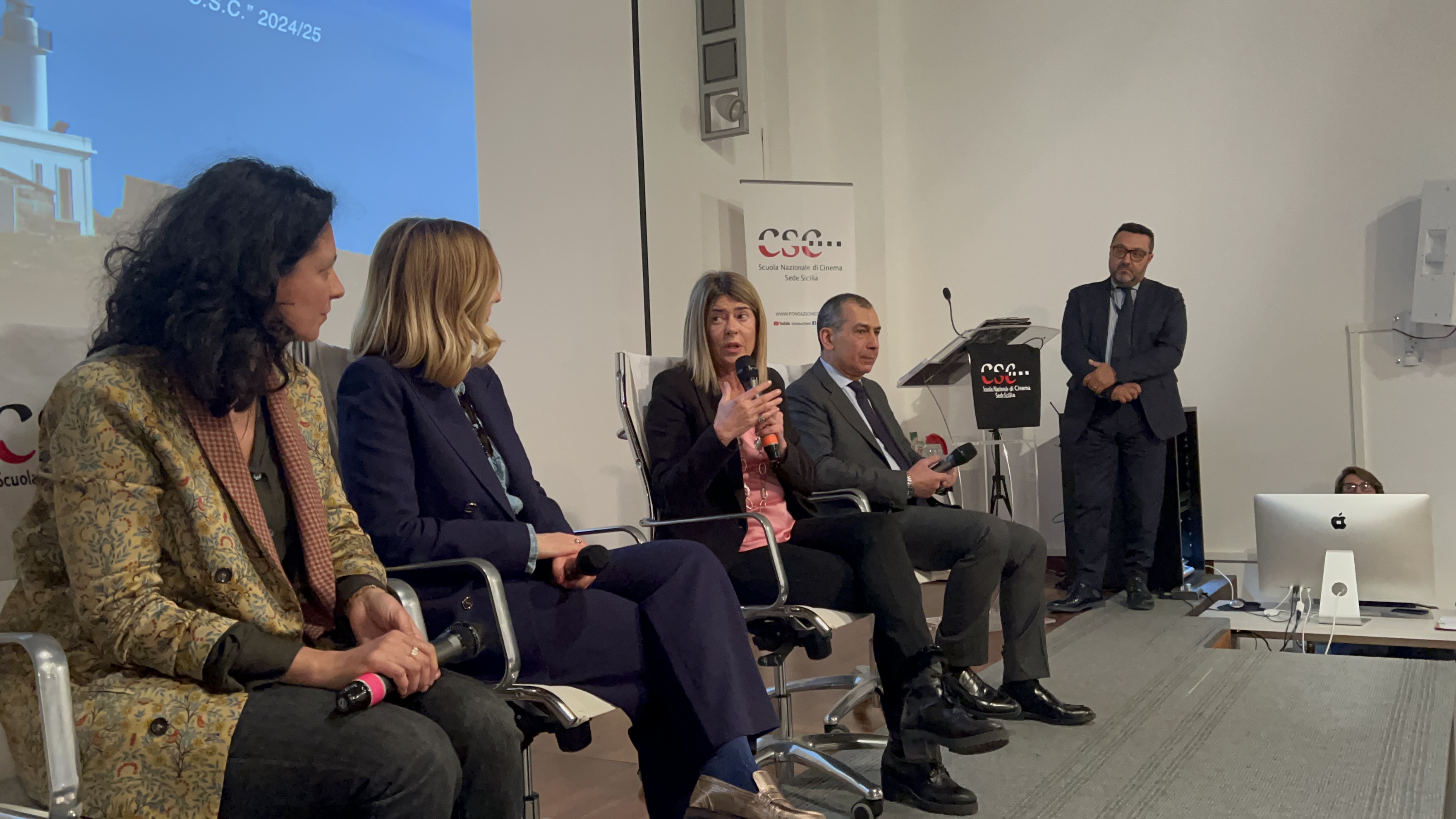 Cinema, la Regione presenta la guida alle location nell’Isola Cinema, la Regione presenta la guida alle location nell’Isola