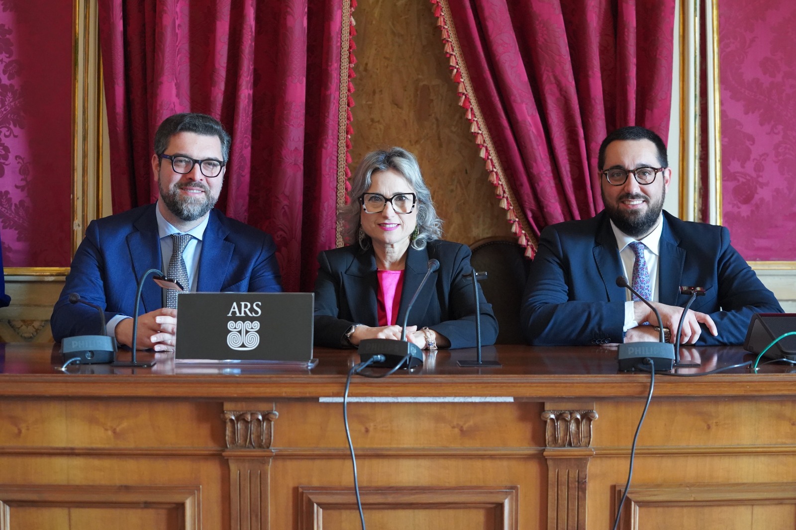 Fondi statali e Ue, la denuncia del M5s: “A rischio un miliardo, la colpa? Del governo Musumeci”