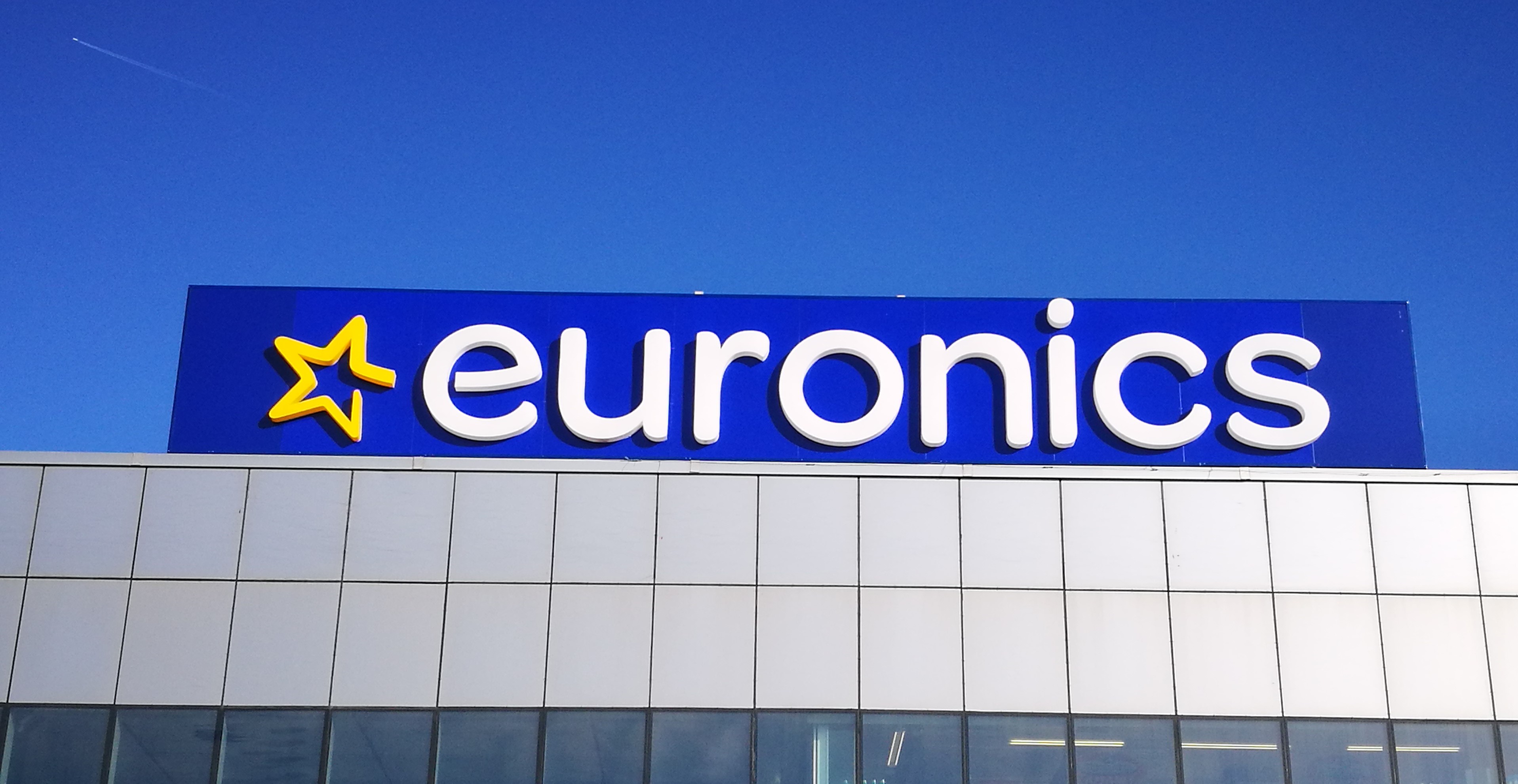 Lavoro, nuove opportunità da Euronics: ecco le figure richieste e come candidarsi