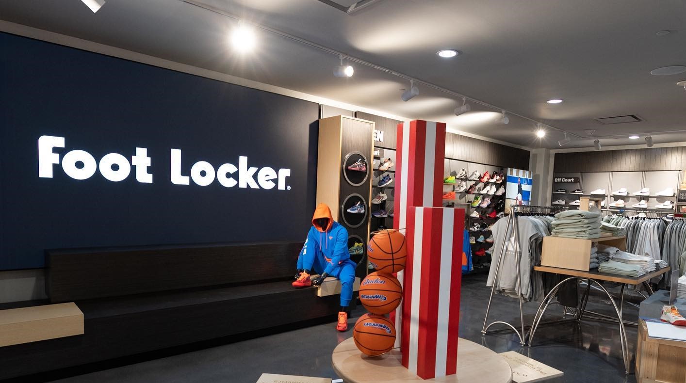 Lavoro, nuove opportunità da Foot Locker: ecco dove e come candidarsi Lavoro, nuove opportunità da Foot Locker: ecco dove e come candidarsi