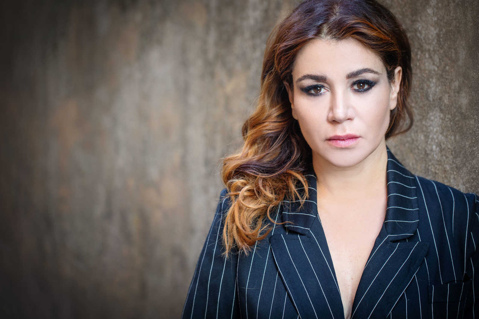 Il teatro di Francesca Ferro: “Recitare, quello scambio di emozioni che genera bellezza”