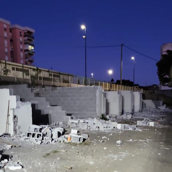 Garage abusivi in viale Moncada, via alla demolizione di 22 strutture