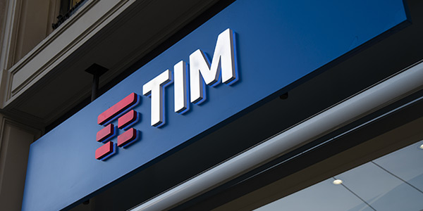 La fine di un’era: addio alle cabine telefoniche entro il termine del 2023