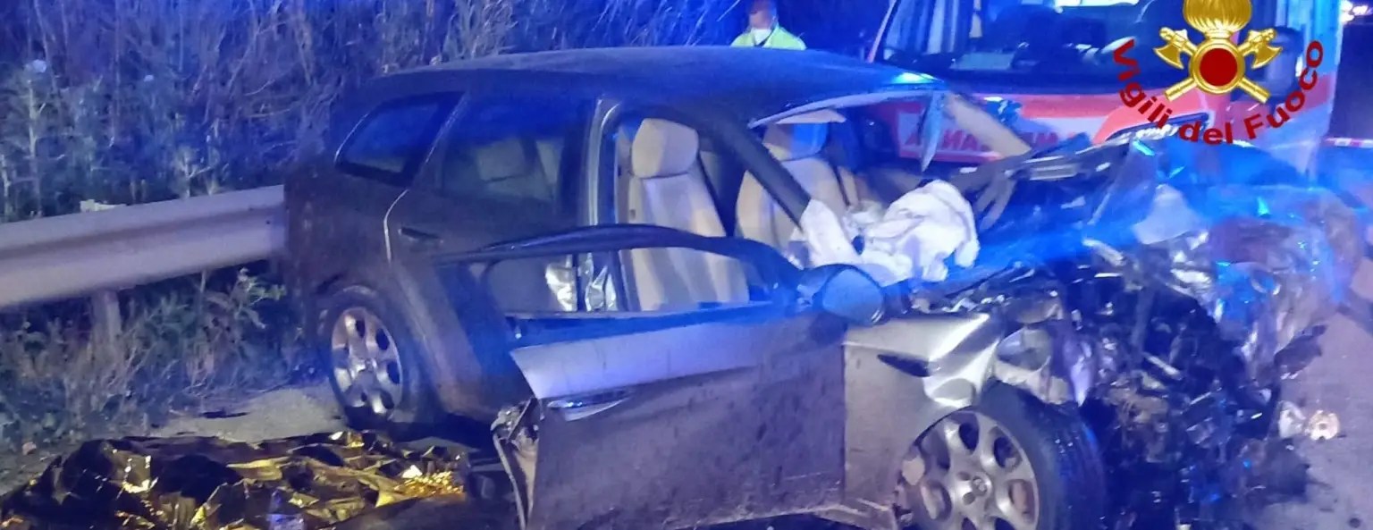 Tragedia a Trapani, frontale tra Doblò e Alfa: i nomi delle 6 vittime