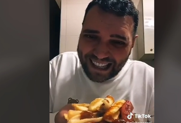 Morto Michele Rossiniello, il noto tiktoker “Il Naspi” aveva 39 anni