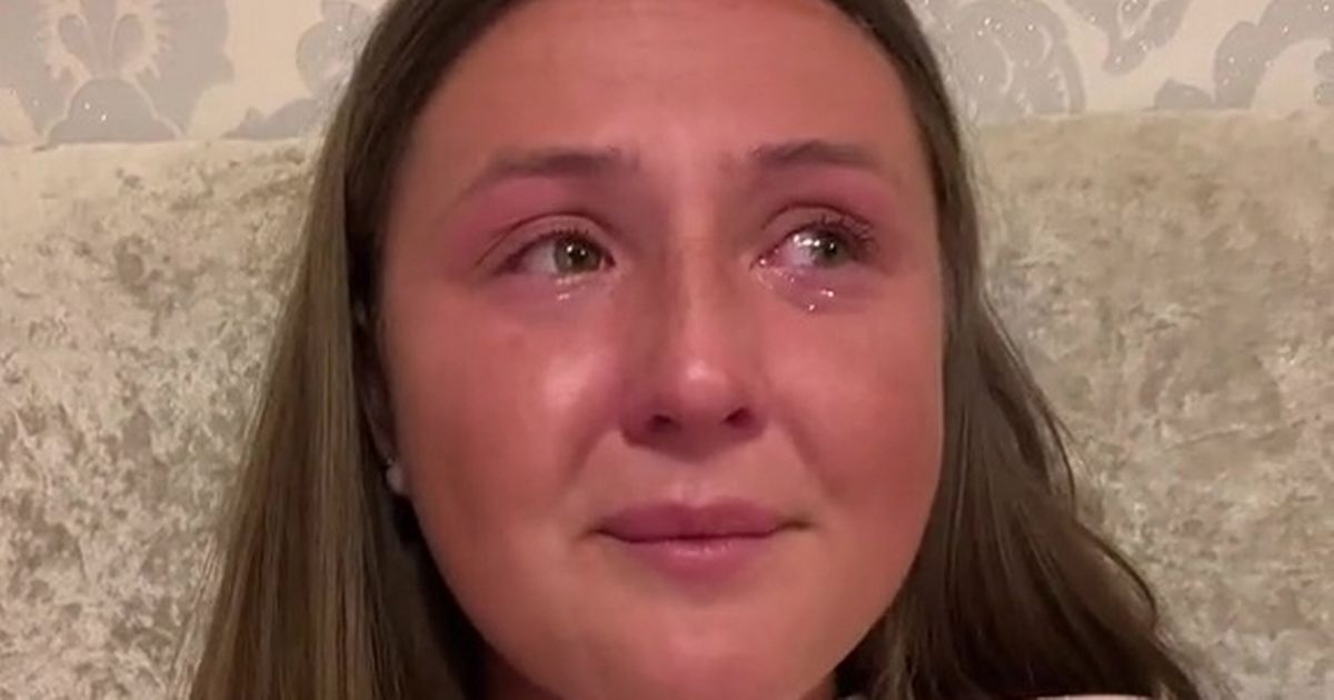 Influencer 21enne compra casa in contanti e si vanta su TikTok: su di lei pioggia di insulti