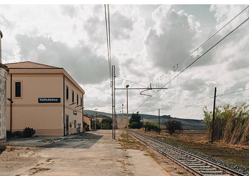 Dialogo per salvare la stazione di Valledolmo