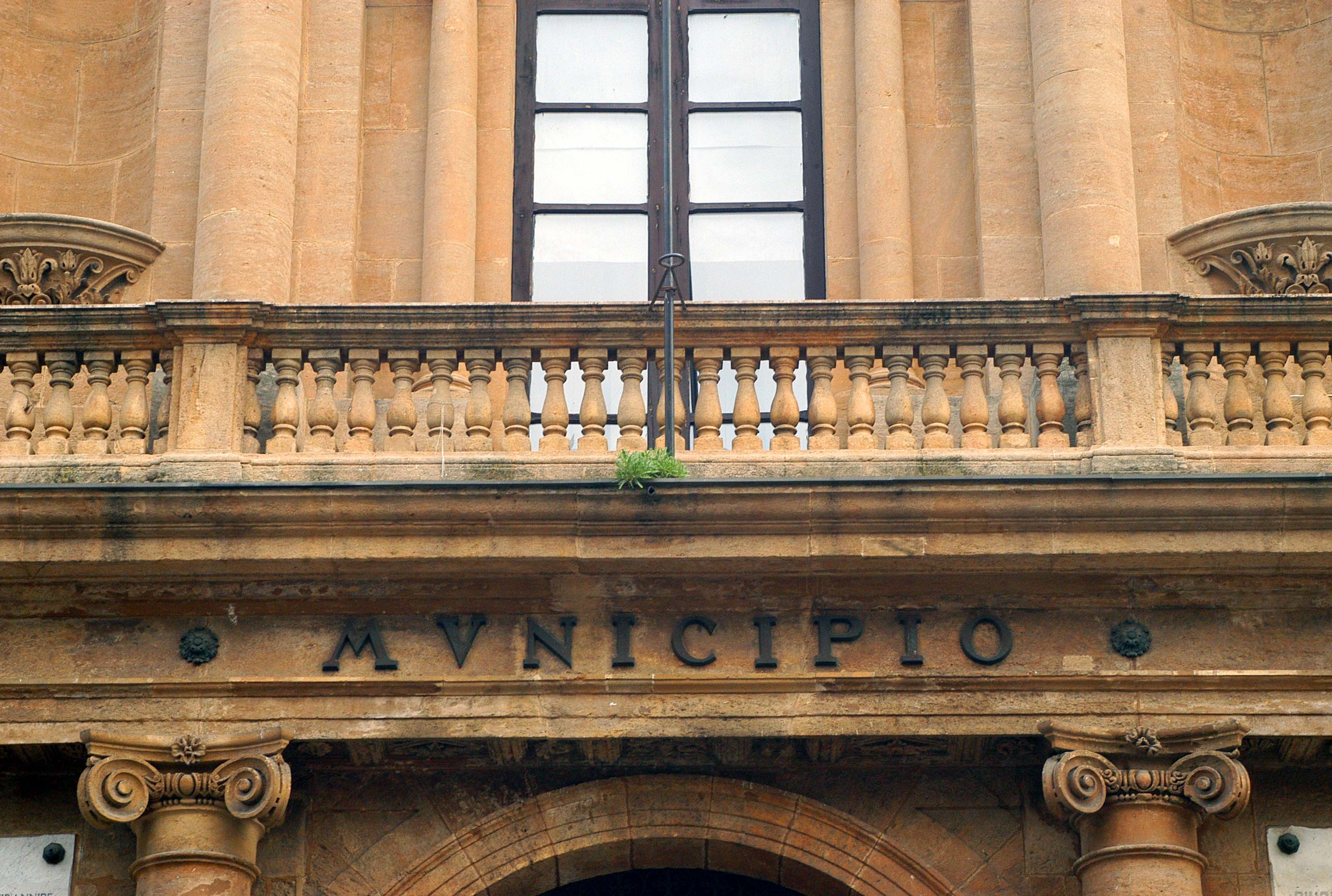 Caltanissetta, ripristinare il decoro urbano in centro storico