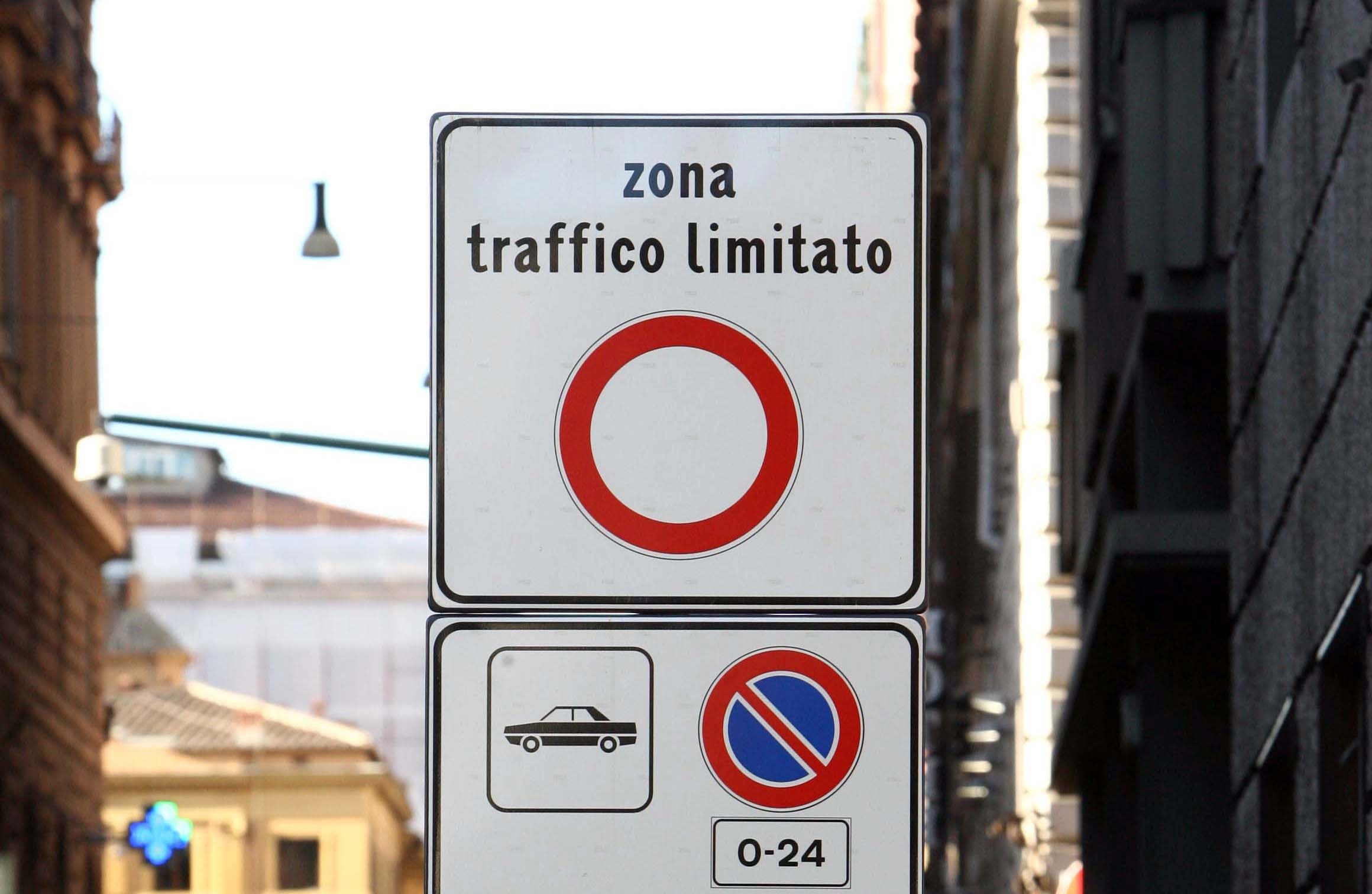 Taormina verso l’accensione delle telecamere Ztl