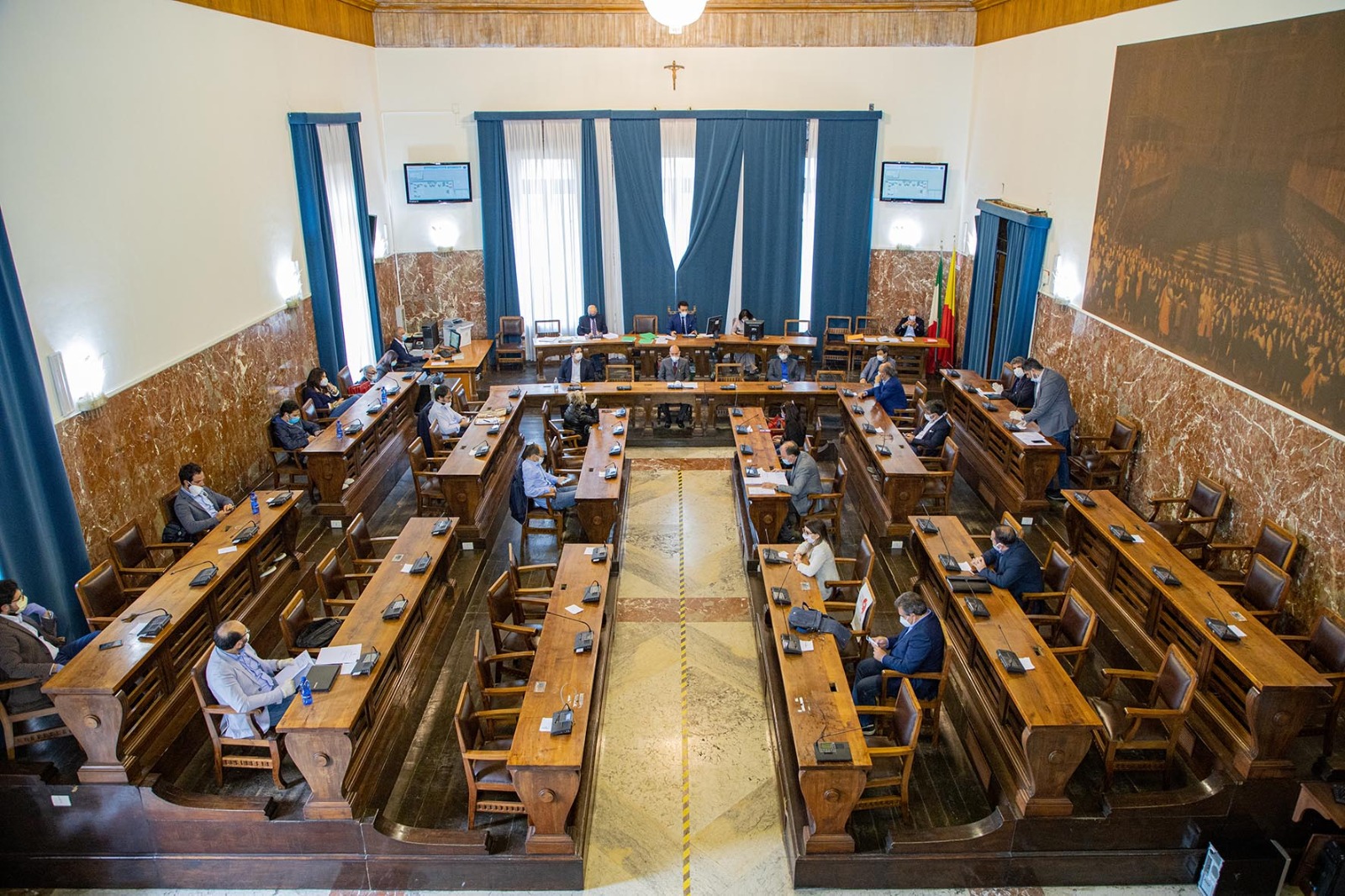 Messina, cambia la “geografia” in Consiglio comunale