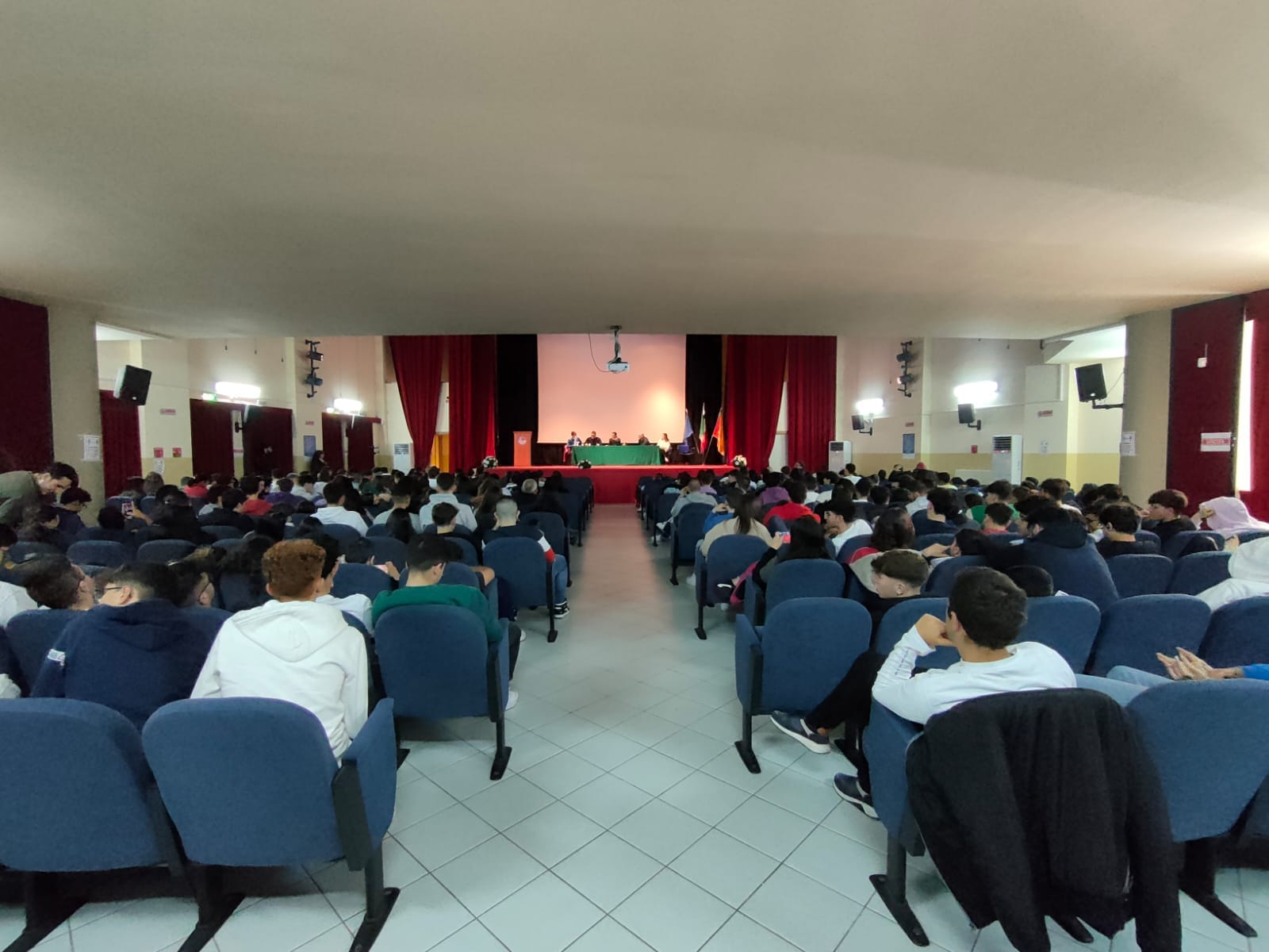 Troina, studenti e istituzioni a confronto per la legalità