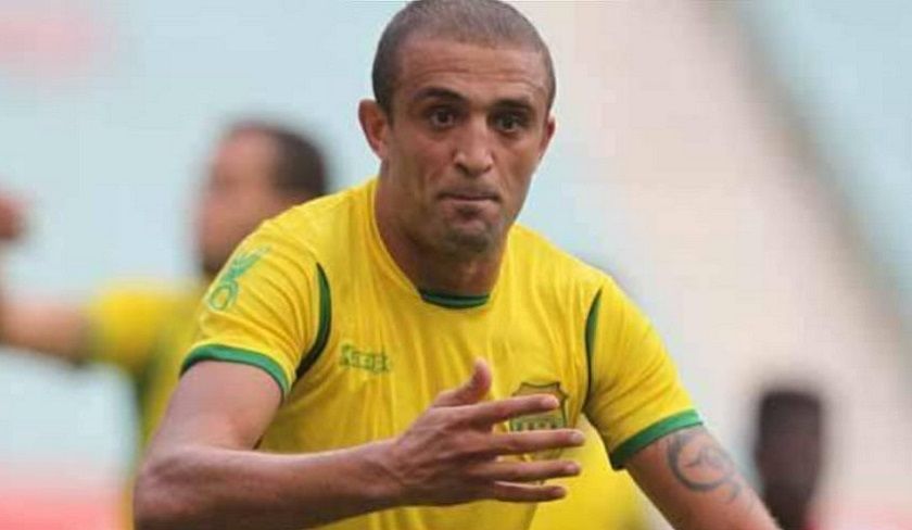 Tunisia, calciatore si dà fuoco davanti a stazione polizia